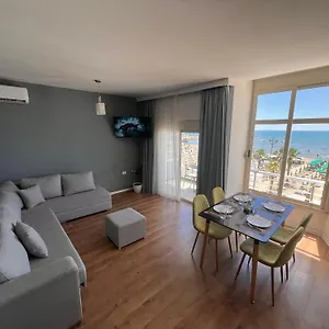 Wave Beachfront Aparthotel Durres